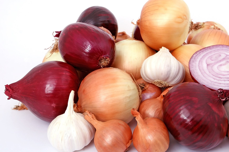 How Many Carbohydrates in an Onion: Unveiling the Nutritional Secrets