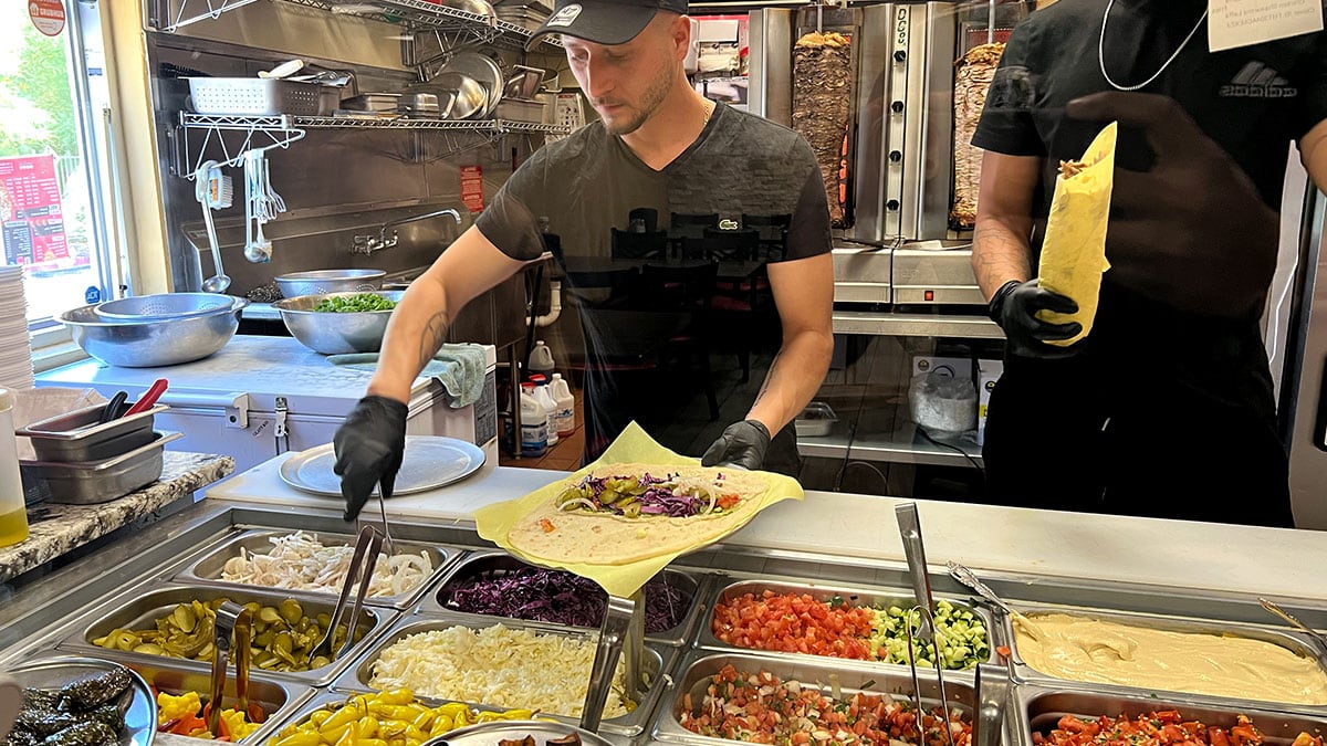 Where Bar Meets Food Paradise: Discover Lulu’s Waikiki